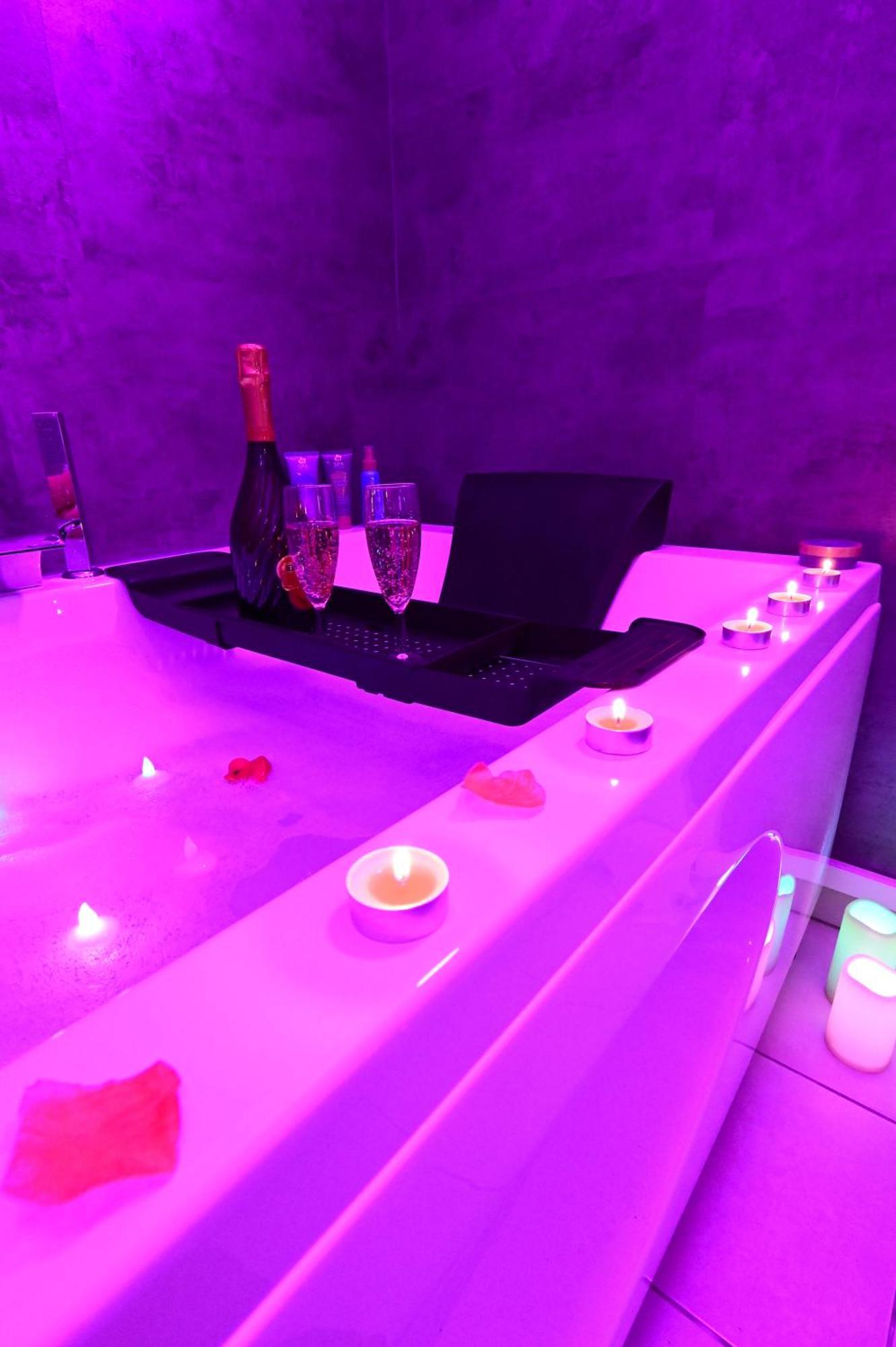 Love Room A Deux Pas De L'Ocean Avec Hammam, Sauna Et Bain A 2 :-) 비스카로세 외부 사진