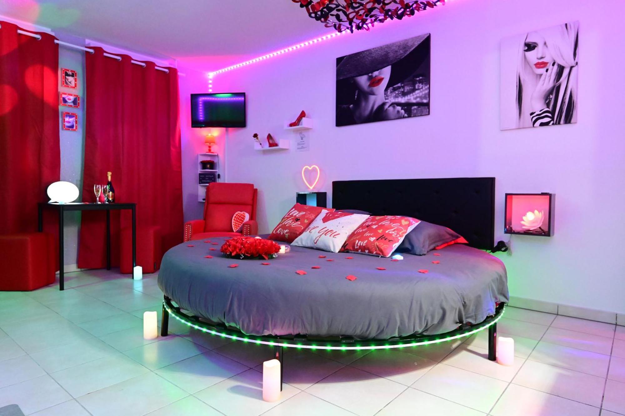Love Room A Deux Pas De L'Ocean Avec Hammam, Sauna Et Bain A 2 :-) 비스카로세 외부 사진