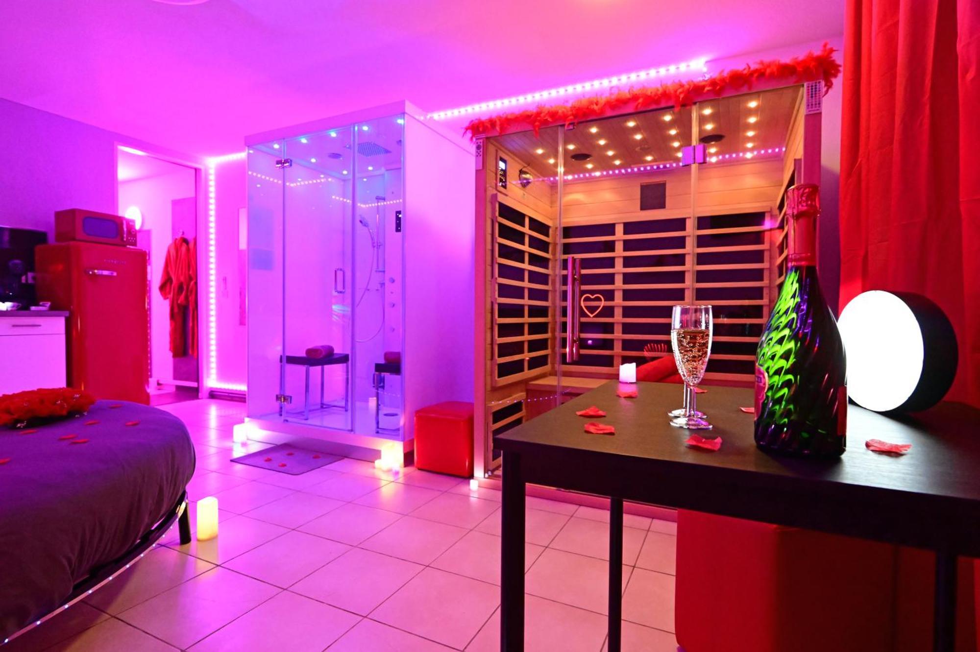 Love Room A Deux Pas De L'Ocean Avec Hammam, Sauna Et Bain A 2 :-) 비스카로세 외부 사진