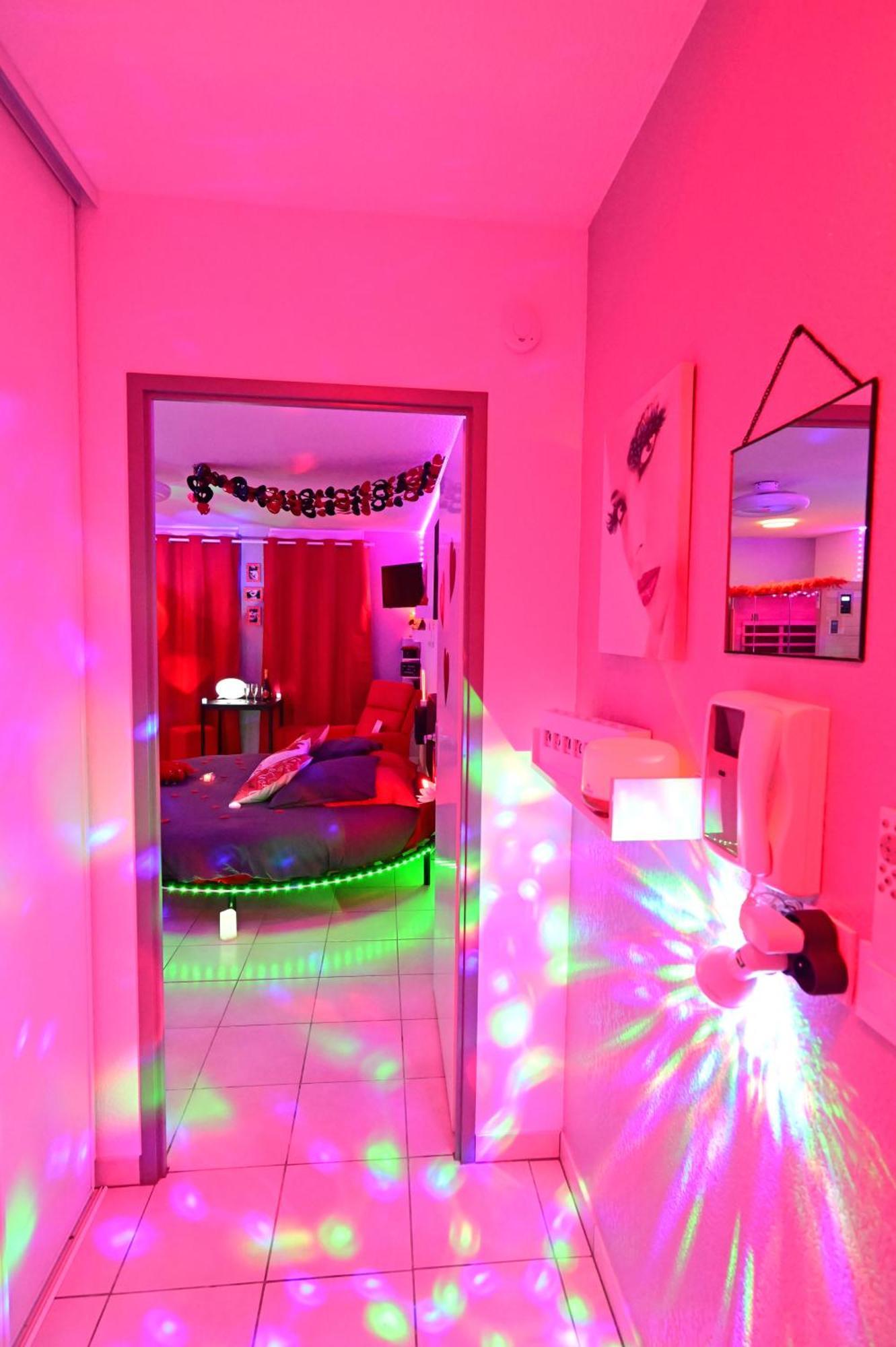 Love Room A Deux Pas De L'Ocean Avec Hammam, Sauna Et Bain A 2 :-) 비스카로세 외부 사진