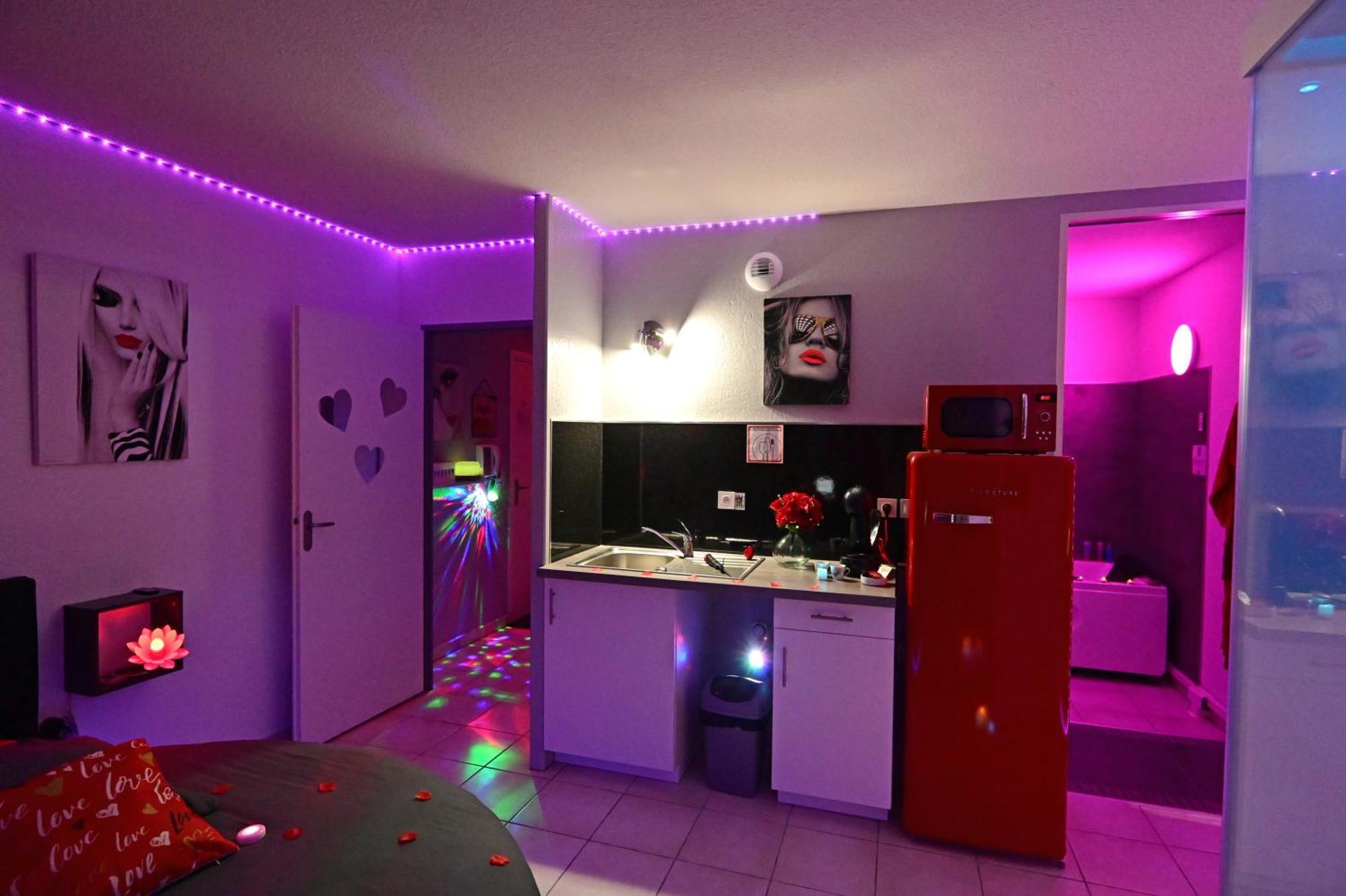 Love Room A Deux Pas De L'Ocean Avec Hammam, Sauna Et Bain A 2 :-) 비스카로세 외부 사진