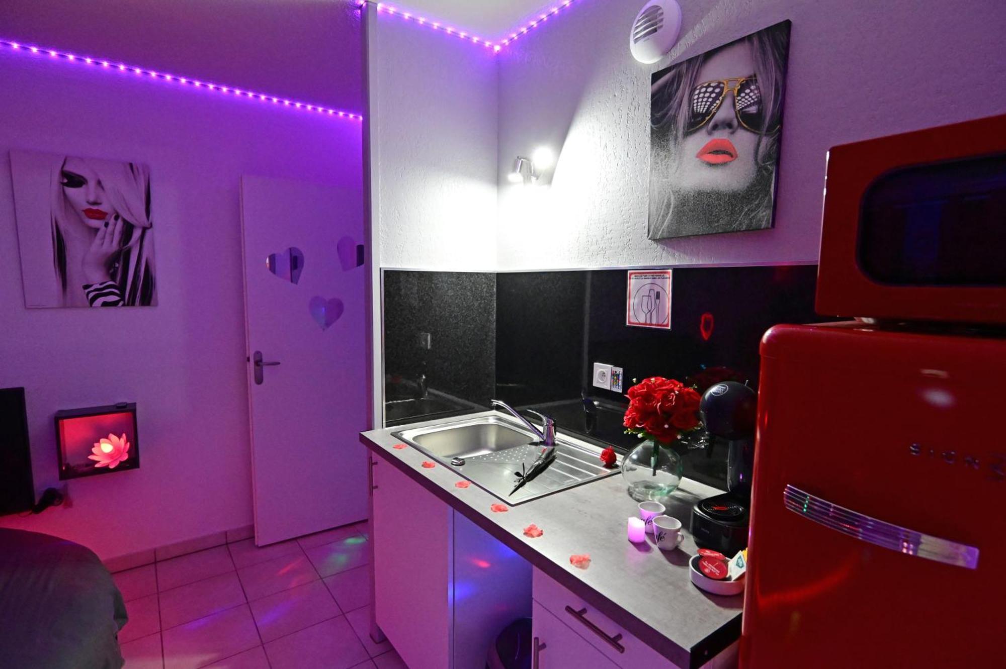 Love Room A Deux Pas De L'Ocean Avec Hammam, Sauna Et Bain A 2 :-) 비스카로세 외부 사진