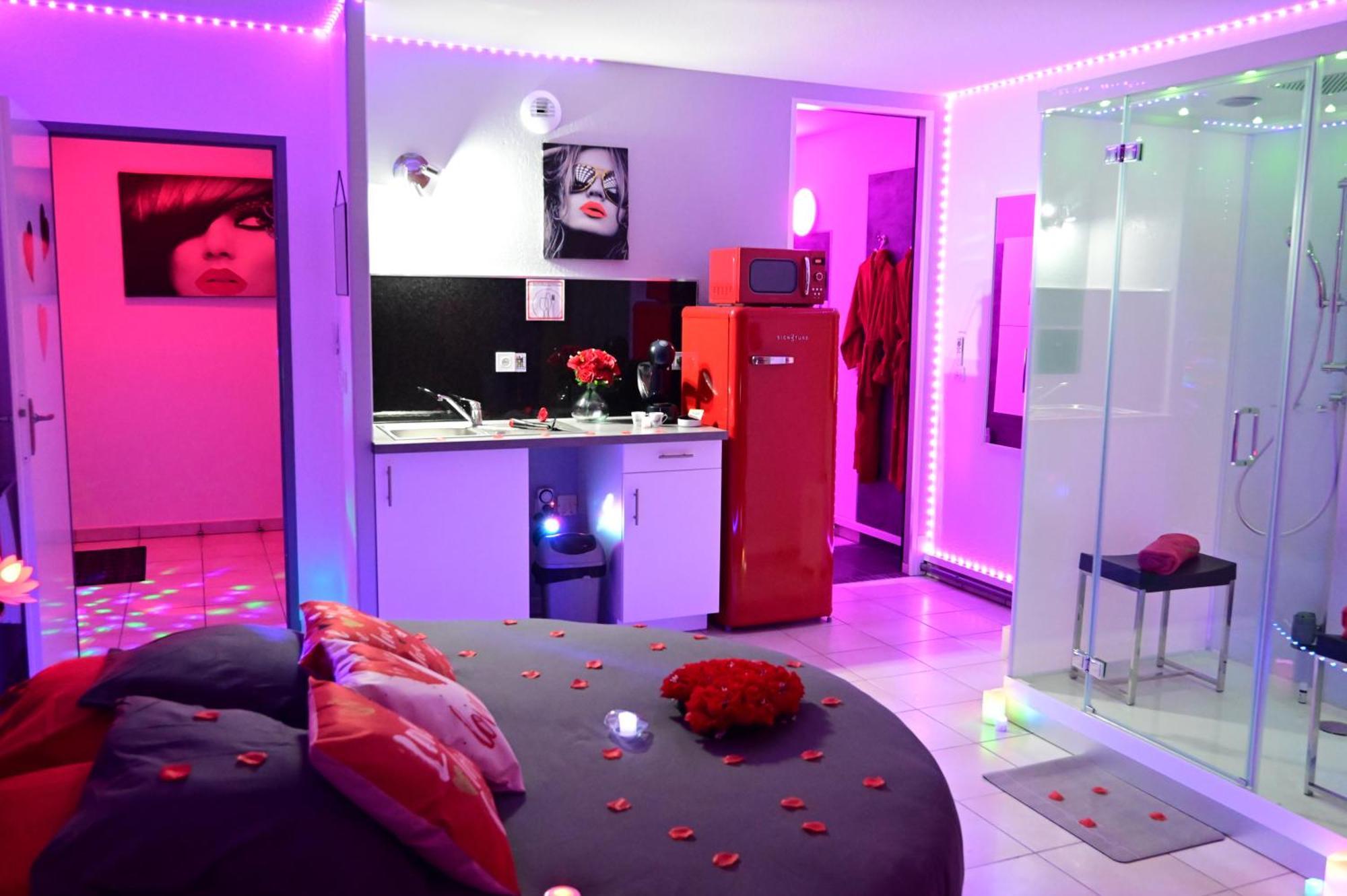 Love Room A Deux Pas De L'Ocean Avec Hammam, Sauna Et Bain A 2 :-) 비스카로세 외부 사진