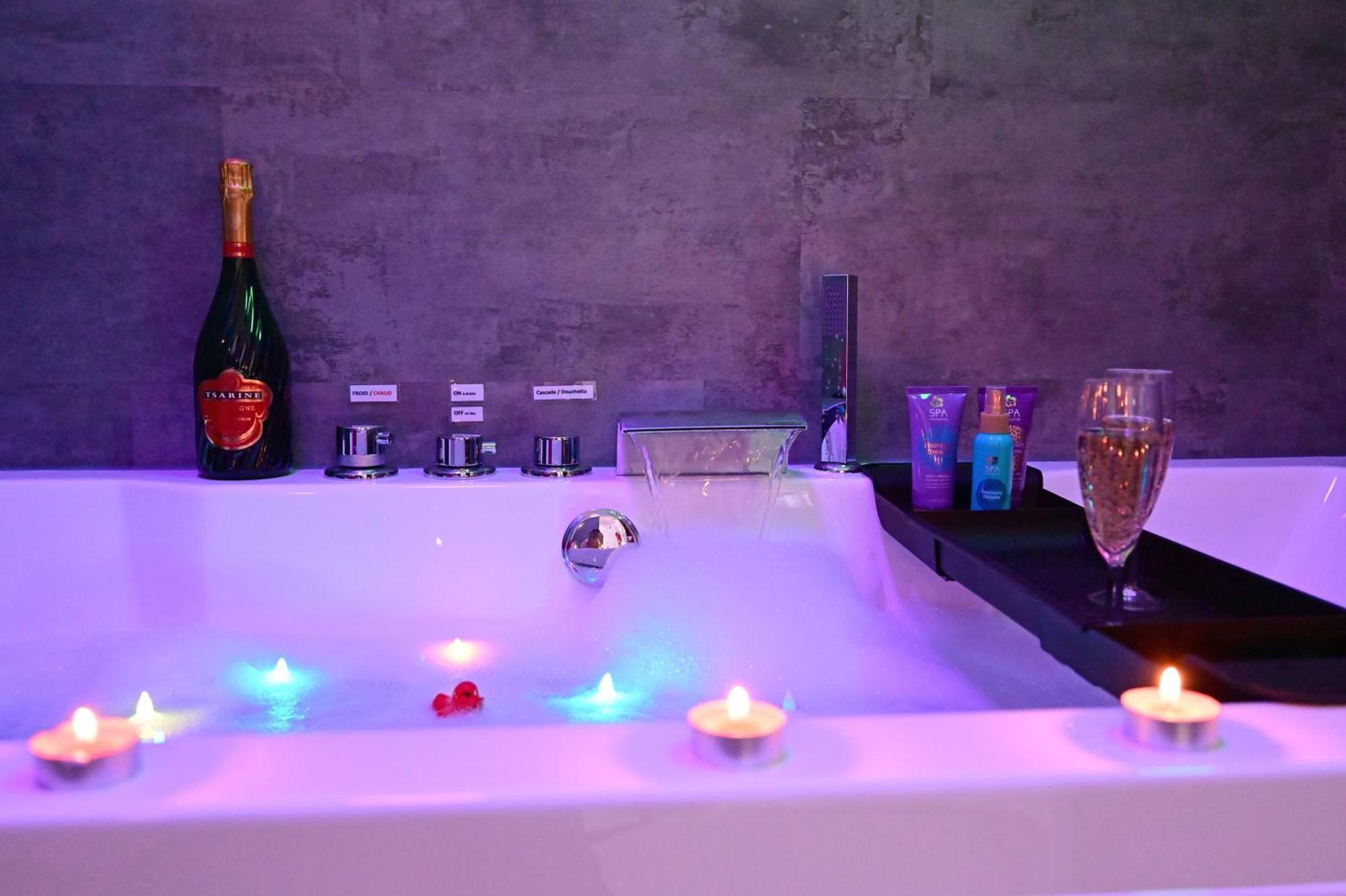 Love Room A Deux Pas De L'Ocean Avec Hammam, Sauna Et Bain A 2 :-) 비스카로세 외부 사진