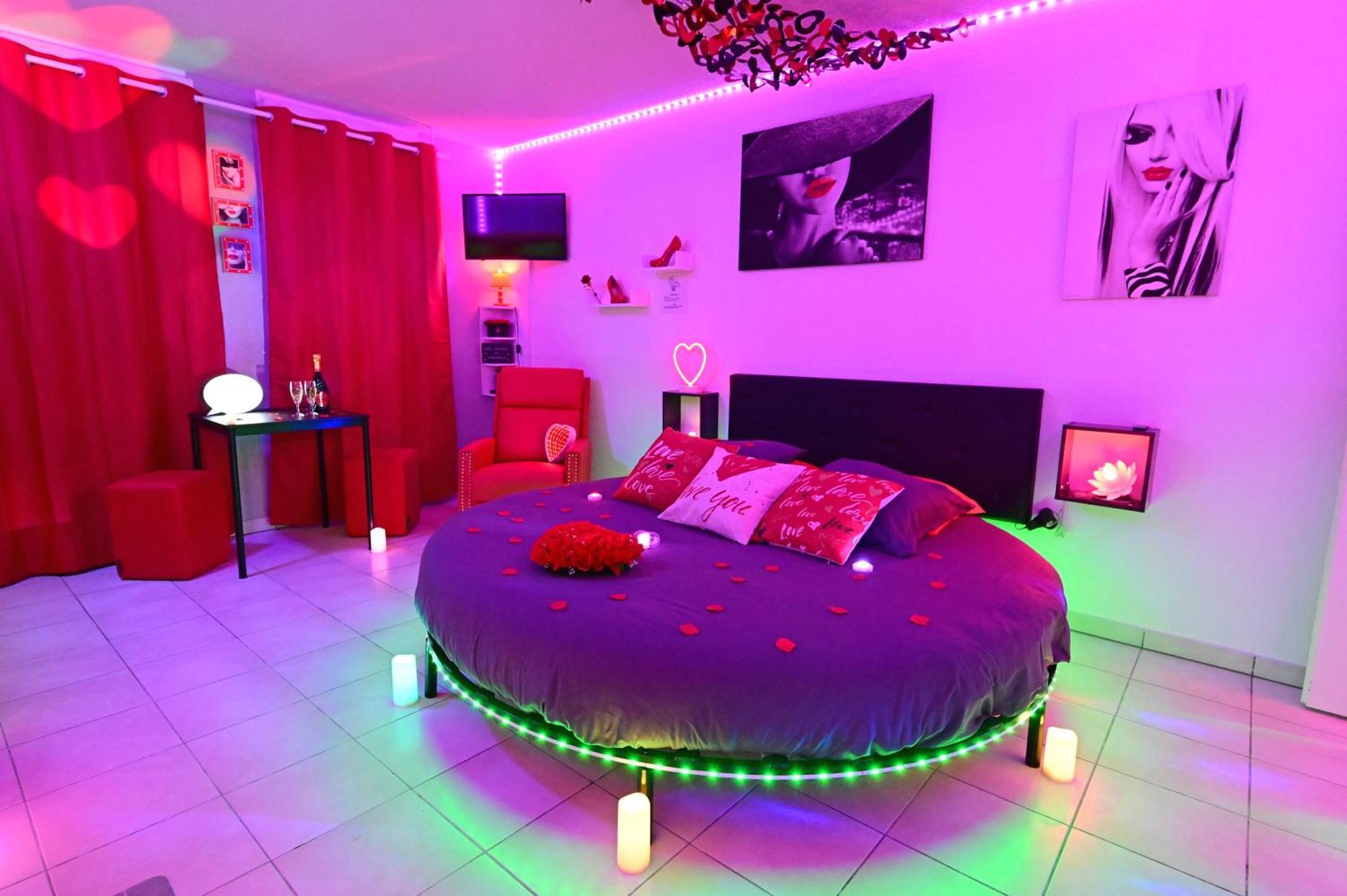 Love Room A Deux Pas De L'Ocean Avec Hammam, Sauna Et Bain A 2 :-) 비스카로세 외부 사진