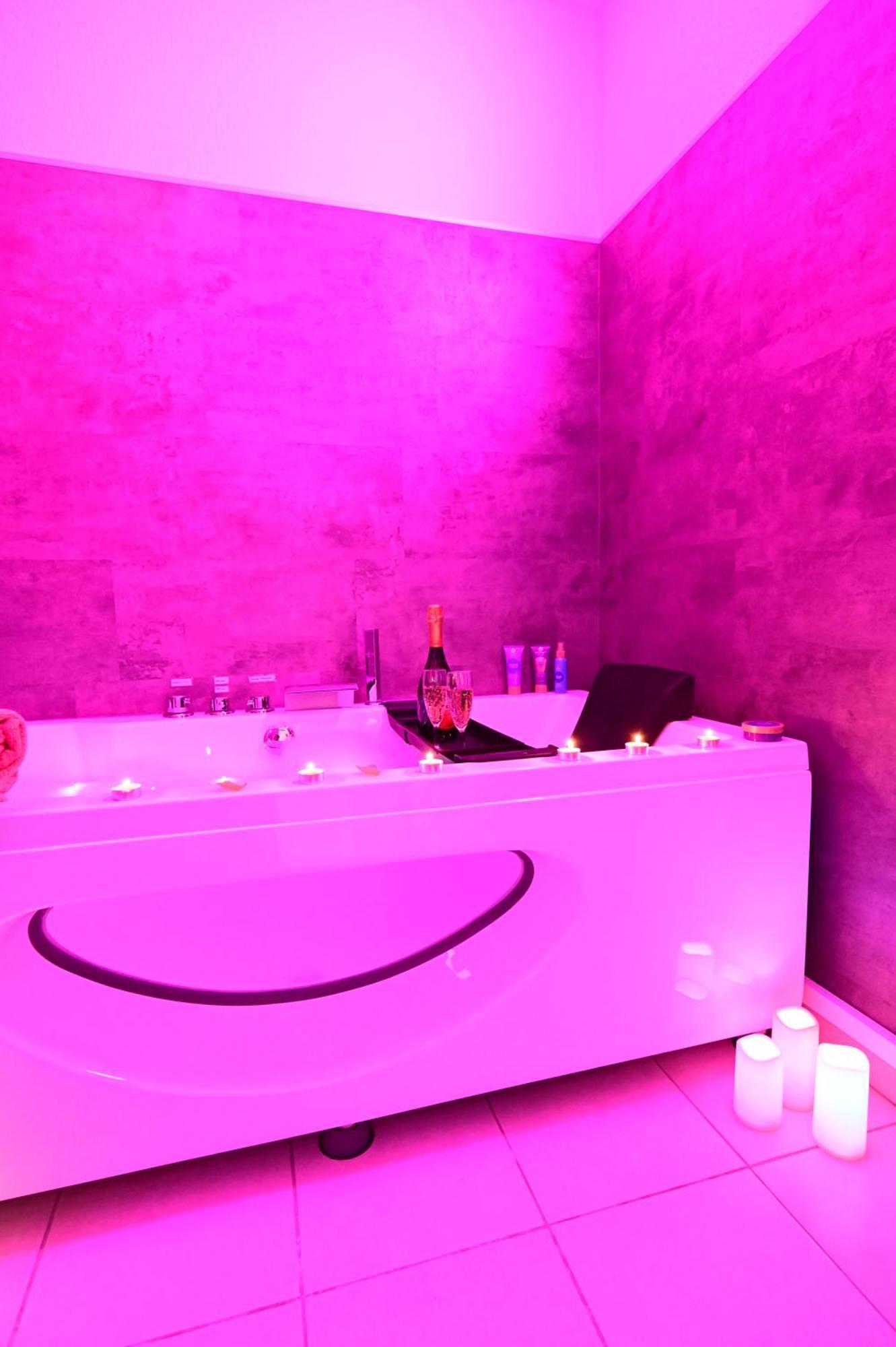 Love Room A Deux Pas De L'Ocean Avec Hammam, Sauna Et Bain A 2 :-) 비스카로세 외부 사진