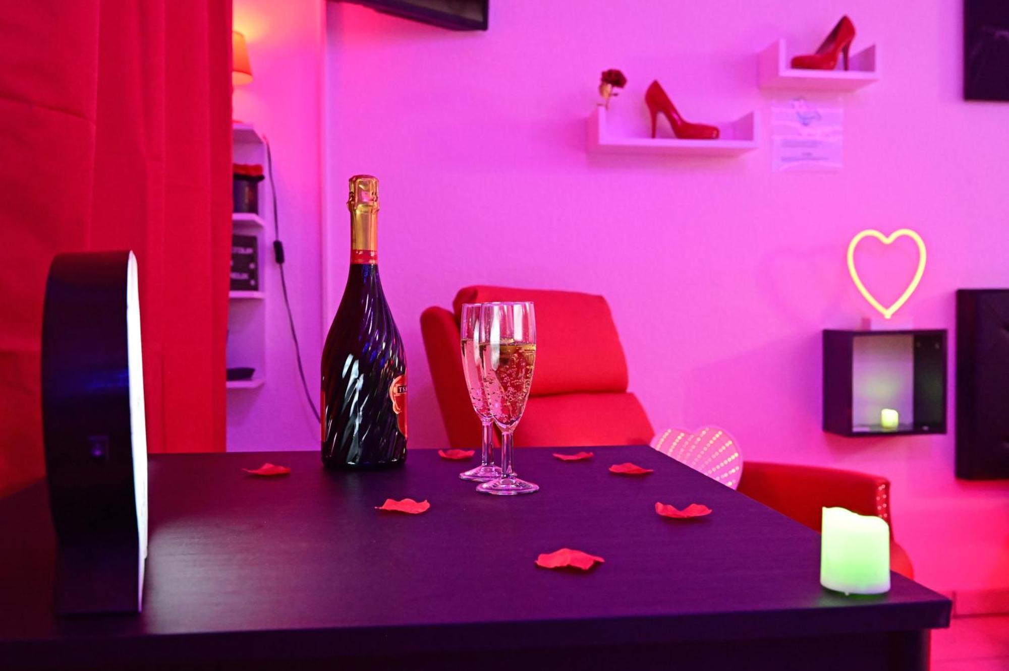 Love Room A Deux Pas De L'Ocean Avec Hammam, Sauna Et Bain A 2 :-) 비스카로세 외부 사진