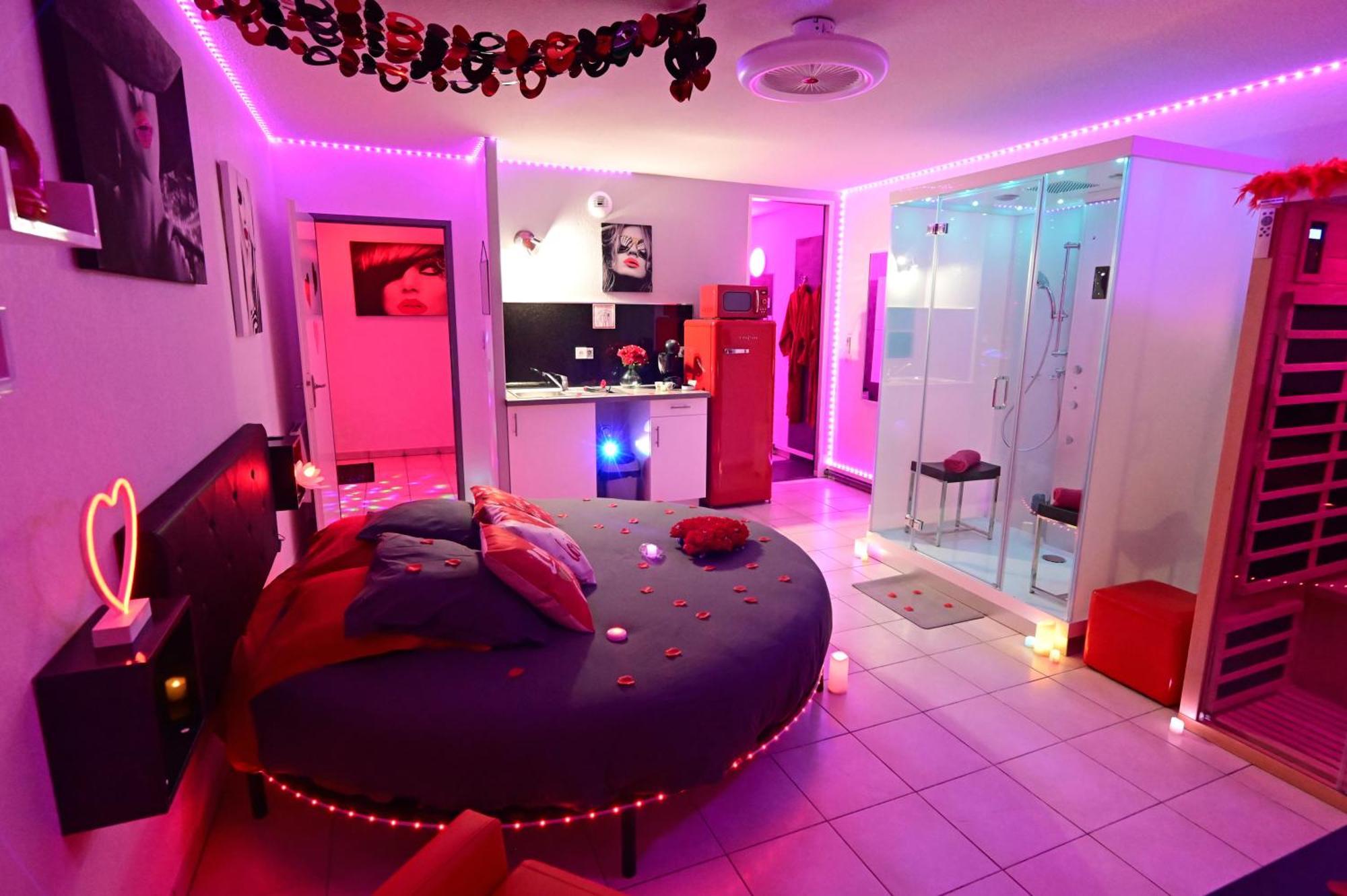 Love Room A Deux Pas De L'Ocean Avec Hammam, Sauna Et Bain A 2 :-) 비스카로세 외부 사진