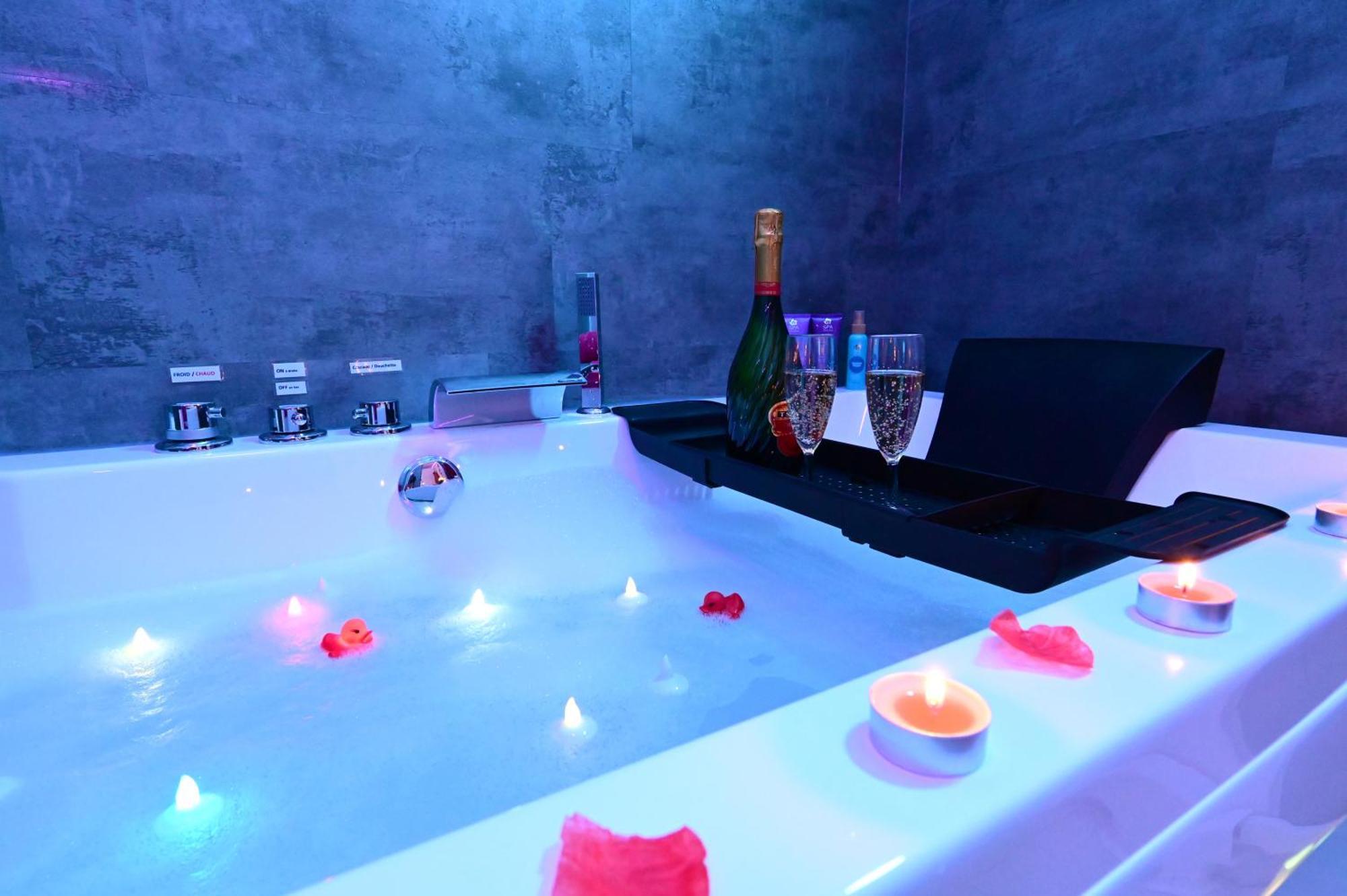 Love Room A Deux Pas De L'Ocean Avec Hammam, Sauna Et Bain A 2 :-) 비스카로세 외부 사진