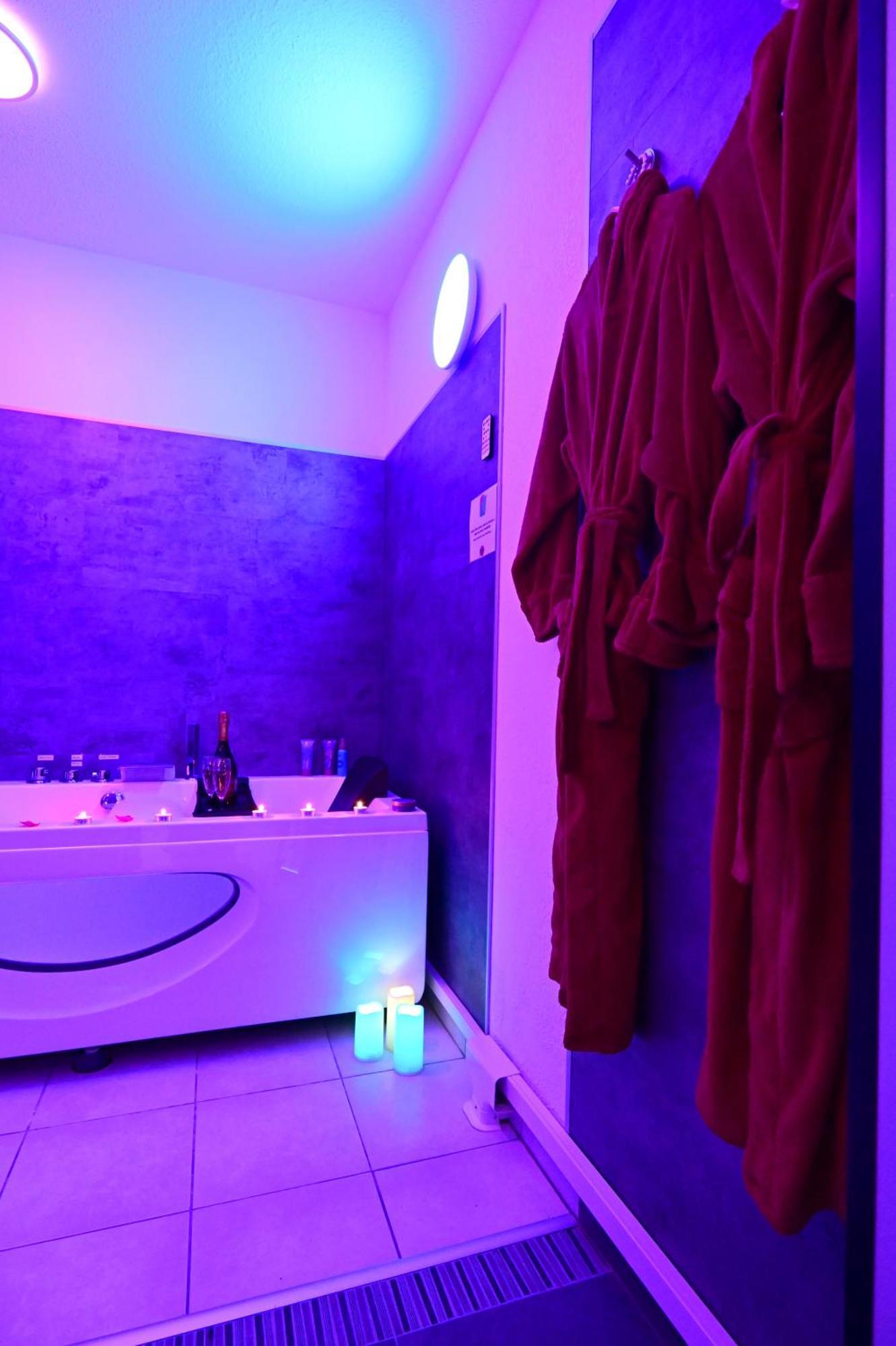 Love Room A Deux Pas De L'Ocean Avec Hammam, Sauna Et Bain A 2 :-) 비스카로세 외부 사진
