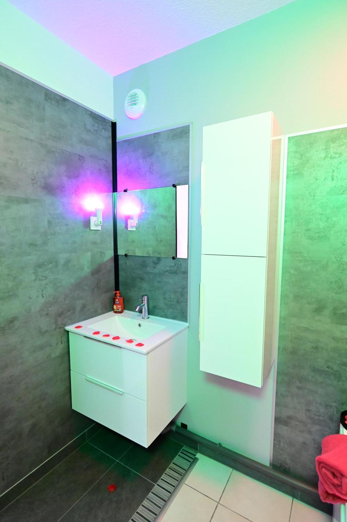 Love Room A Deux Pas De L'Ocean Avec Hammam, Sauna Et Bain A 2 :-) 비스카로세 외부 사진
