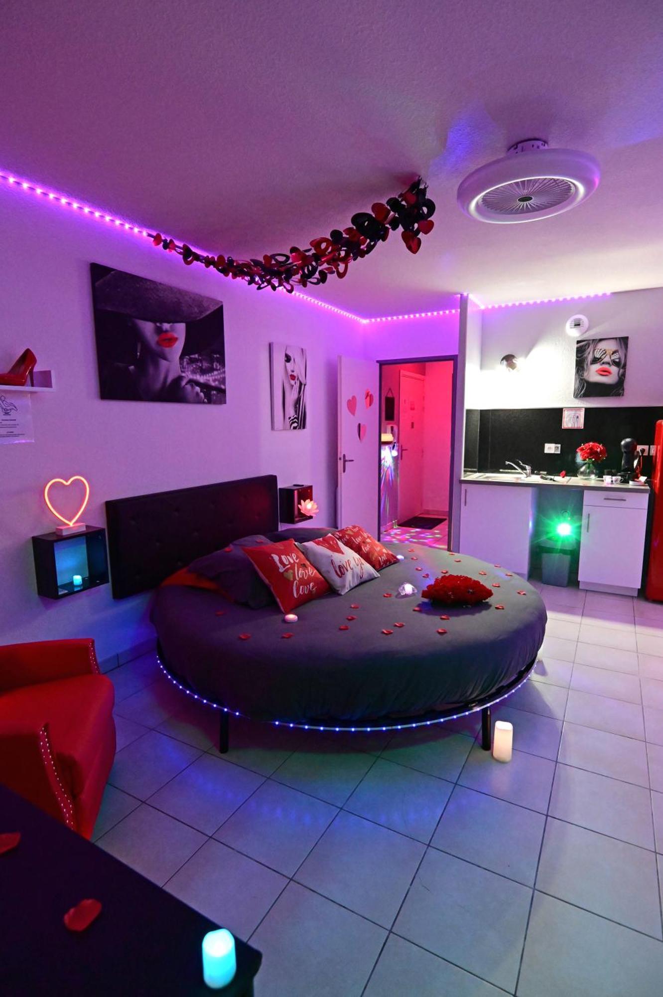 Love Room A Deux Pas De L'Ocean Avec Hammam, Sauna Et Bain A 2 :-) 비스카로세 외부 사진